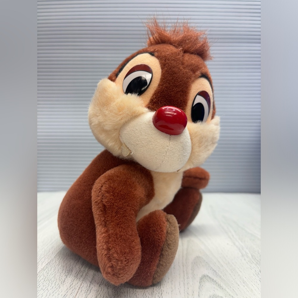 Vtg Disney Dale Chipmunk Disneyland 9" Plush 80's Chip and Dale